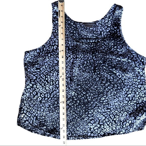 To the MAX Top - Picture 5 of 7